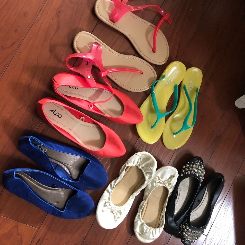 🔴 SOLD 🔴 ALL 6 pairs of shoes $15